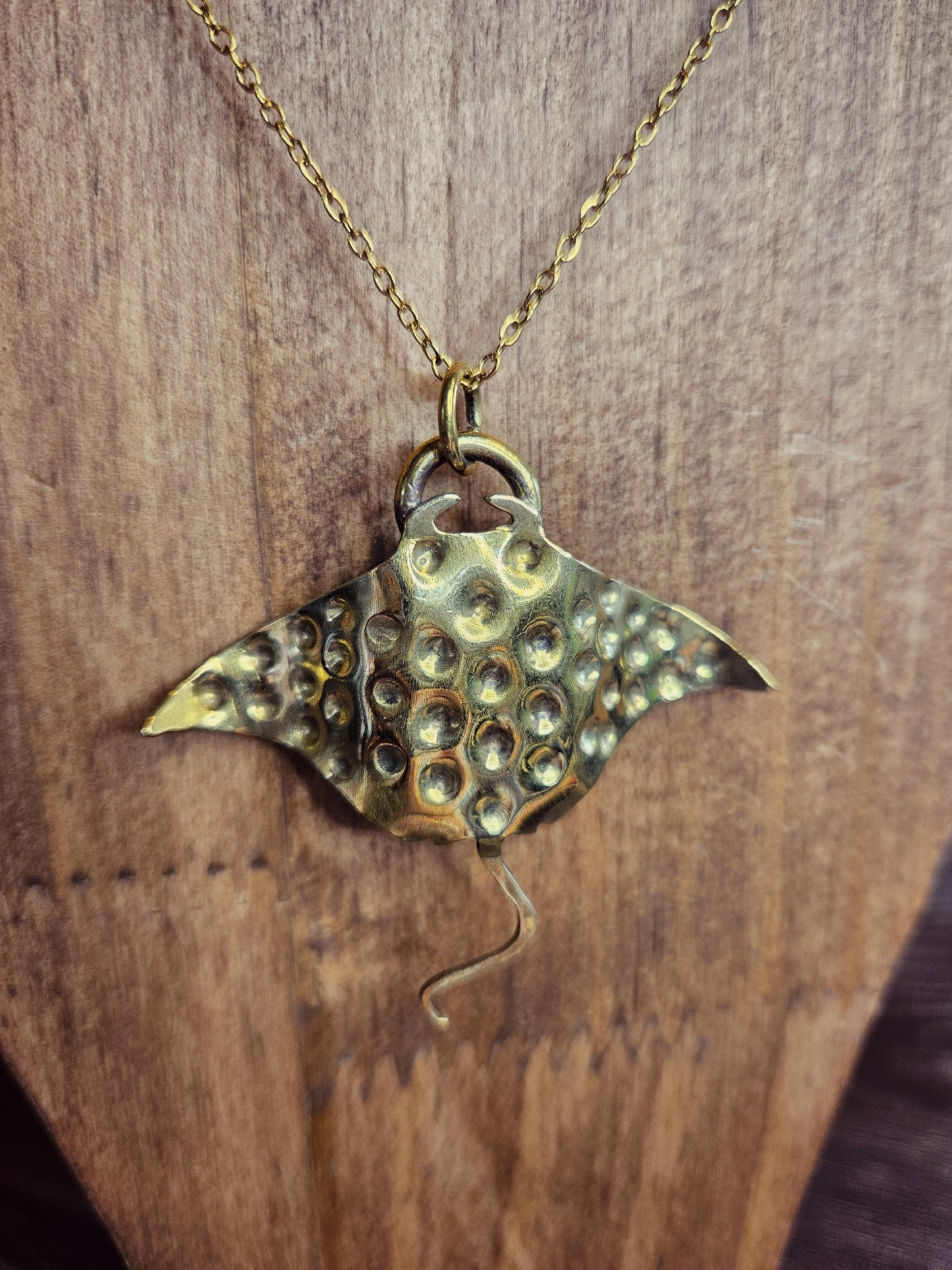 Pendentif « Danse des Mantas »