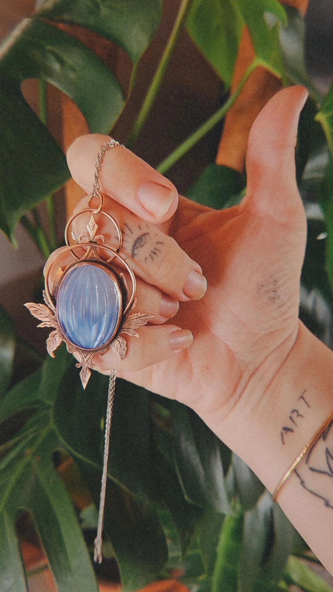 Collier « Héritage Céleste »