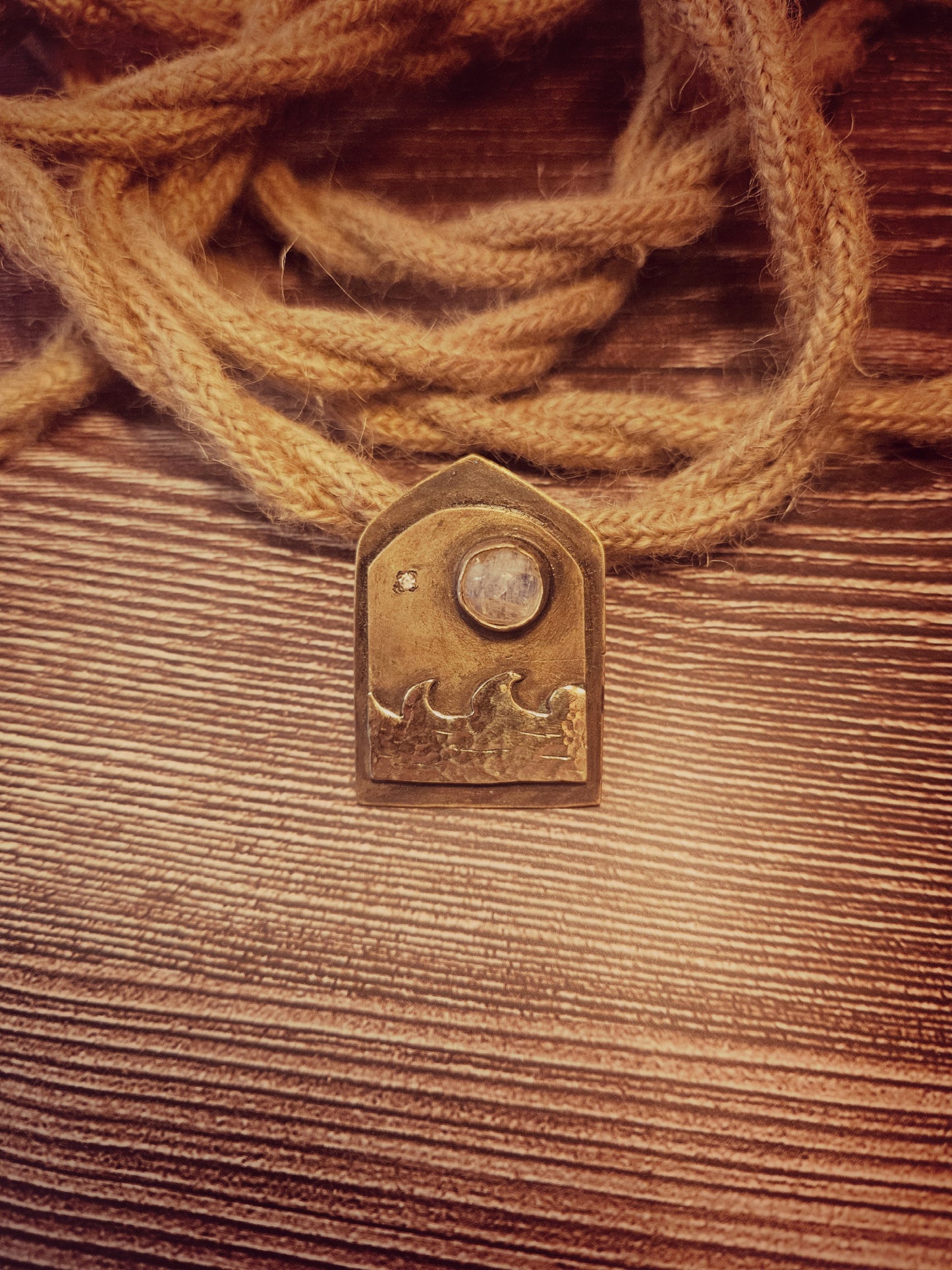 Broche « Chant des Vagues »