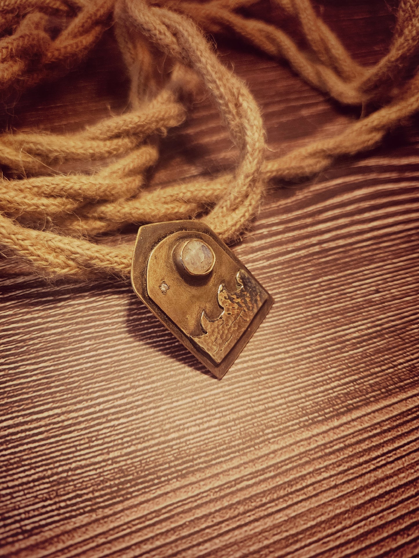 Broche « Chant des Vagues »