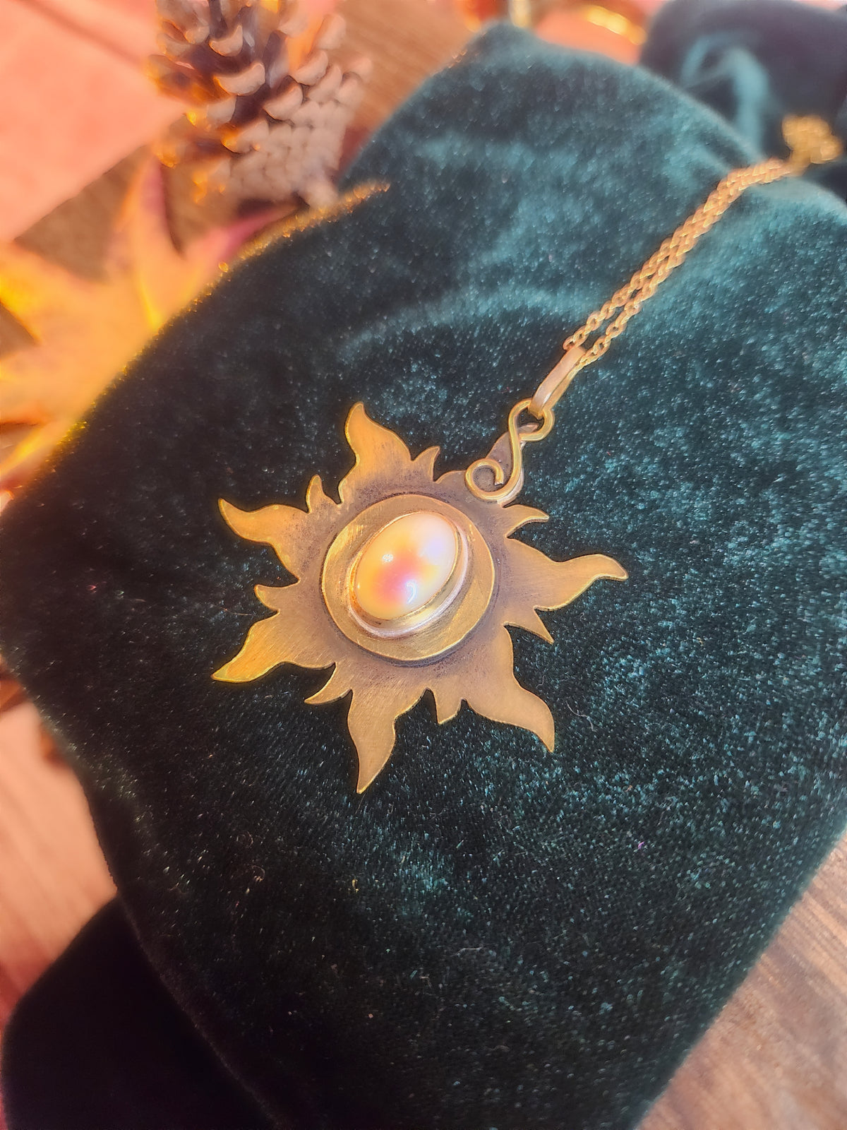 Collier « Éclat Solaire »