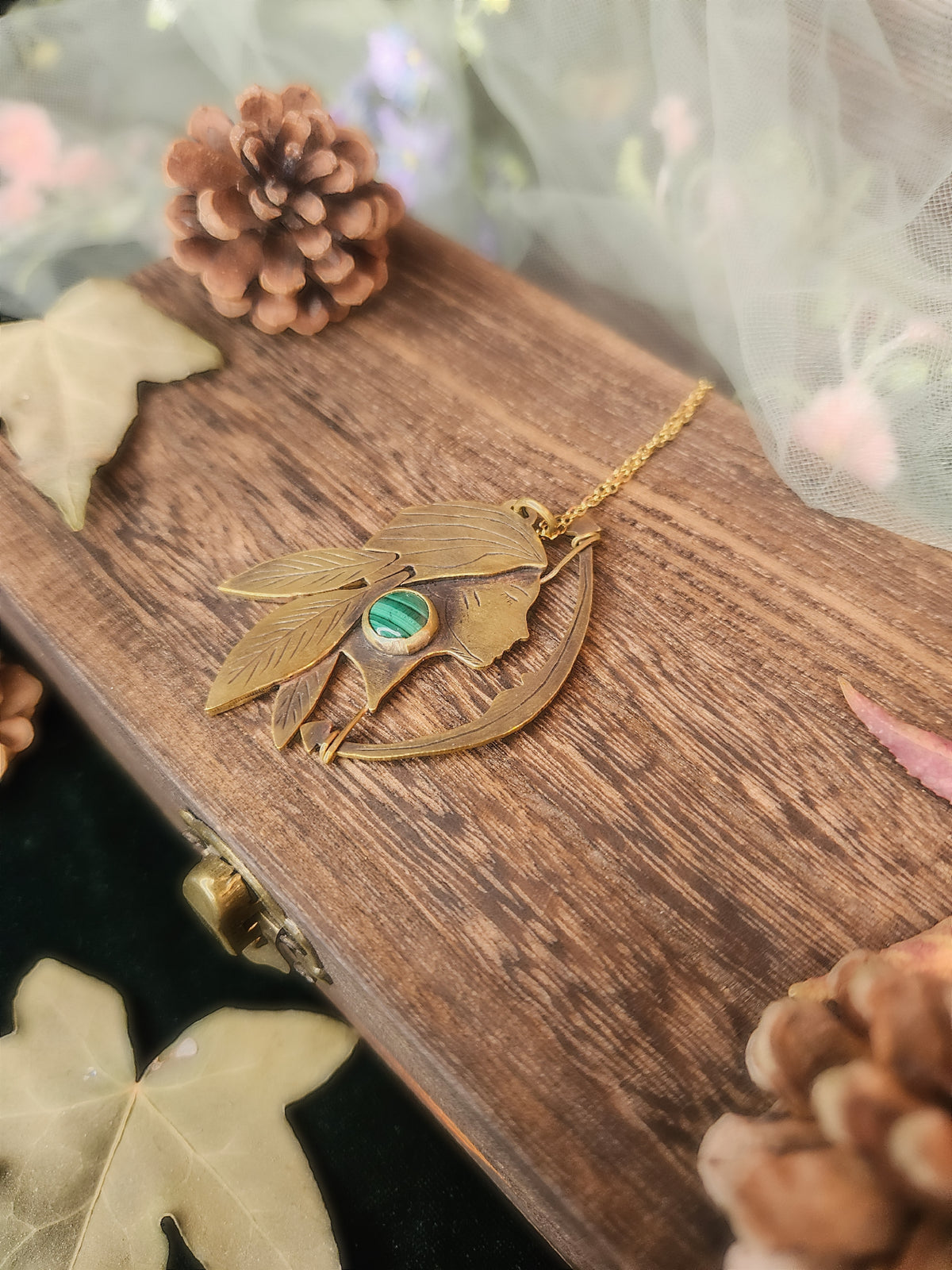 Collier « Chasseresse »