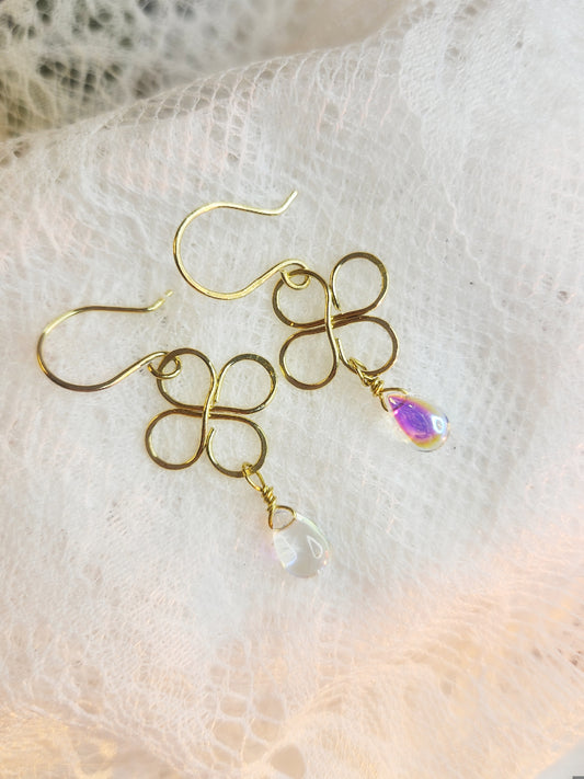 Boucles d’oreilles “Trèfles d’Émeraude”