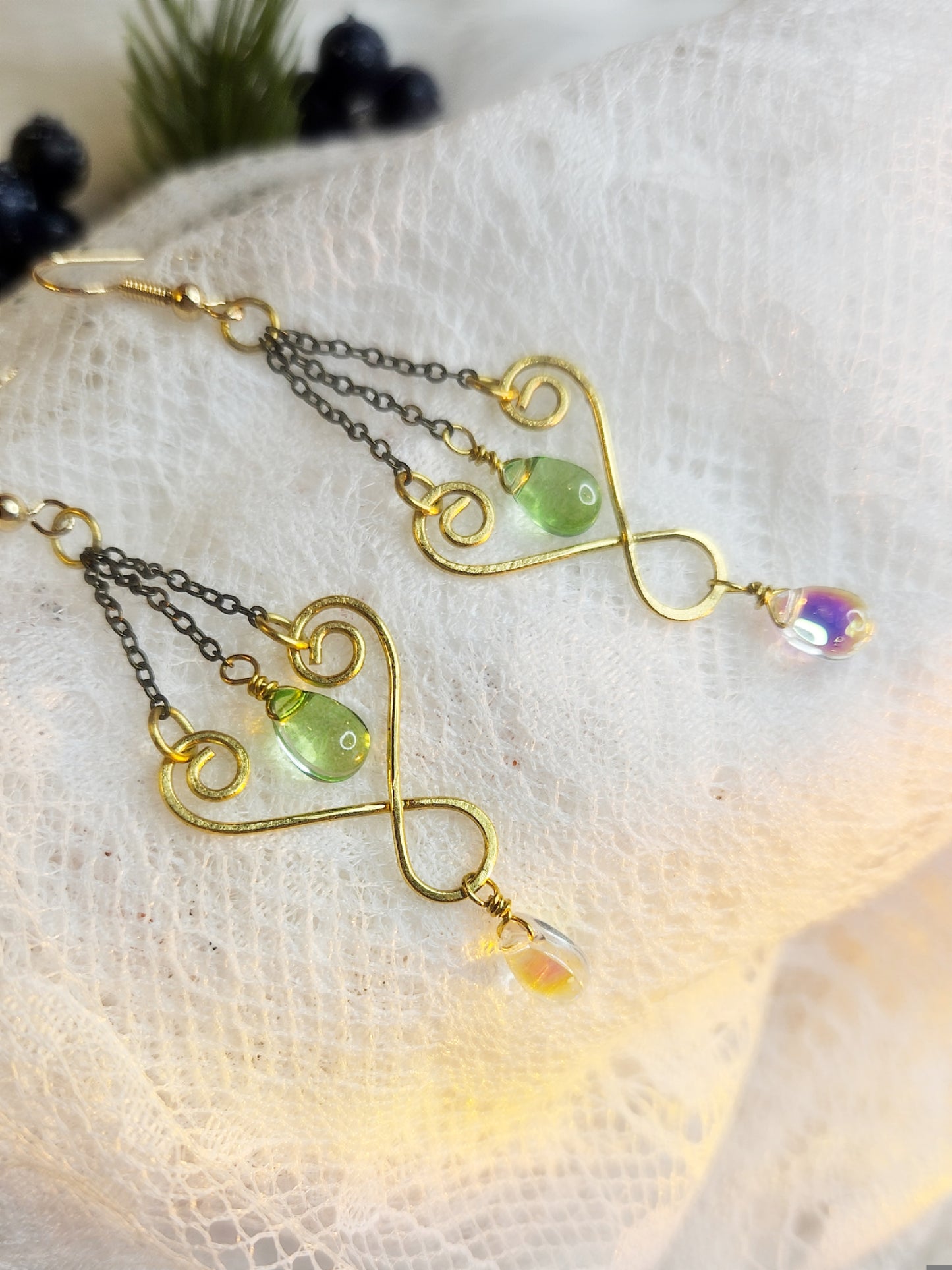 Boucles d’oreilles “Cœurs d’Aube”