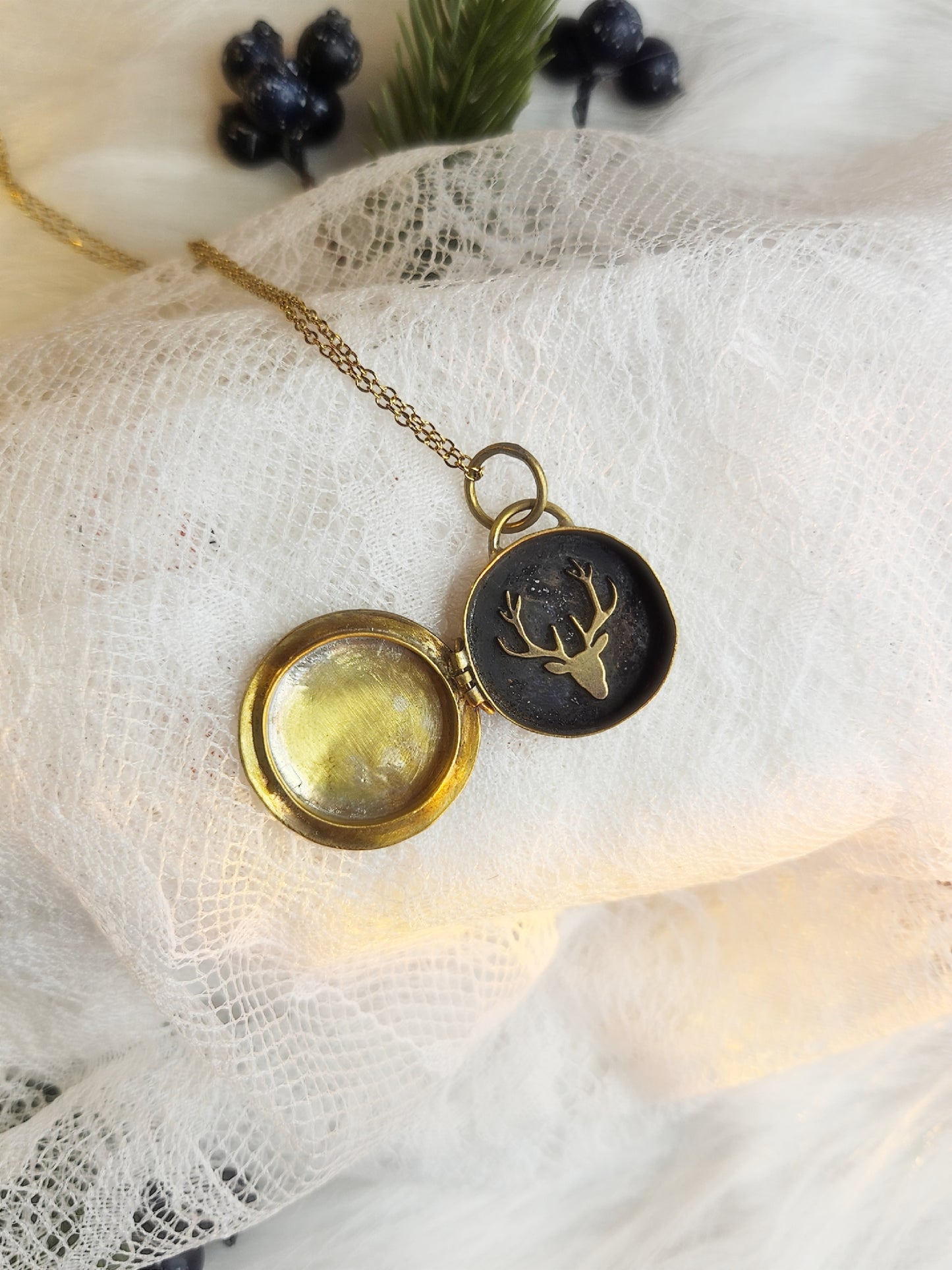 Pendentif locket “Sanctuaire de Valdyr”
