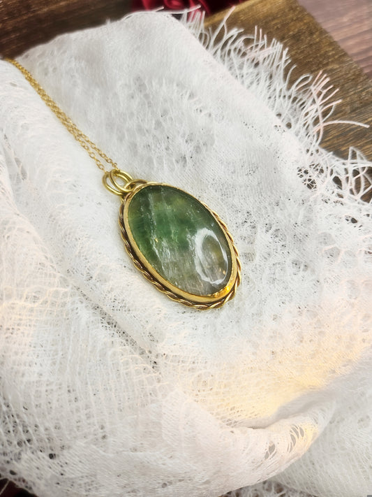 Pendentif “Mue Sylvestre”