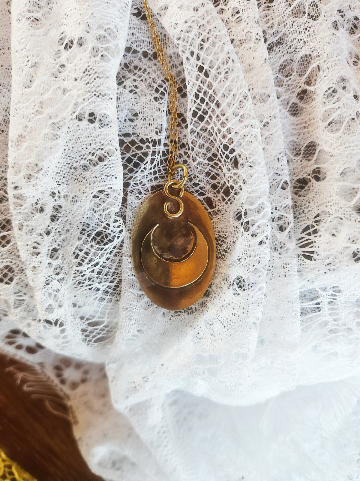 Collier « Lune d’Antan »