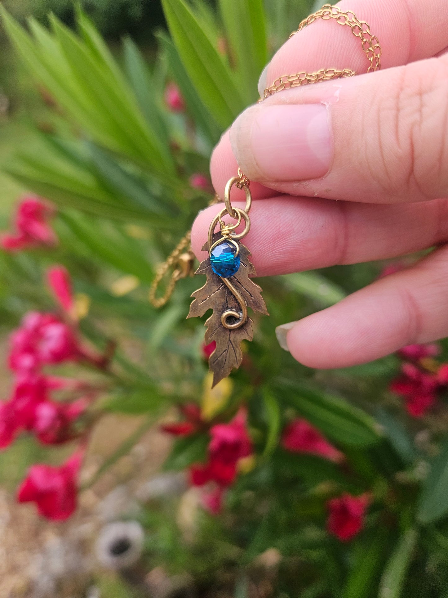 Pendentif « Feuille d’Azur »
