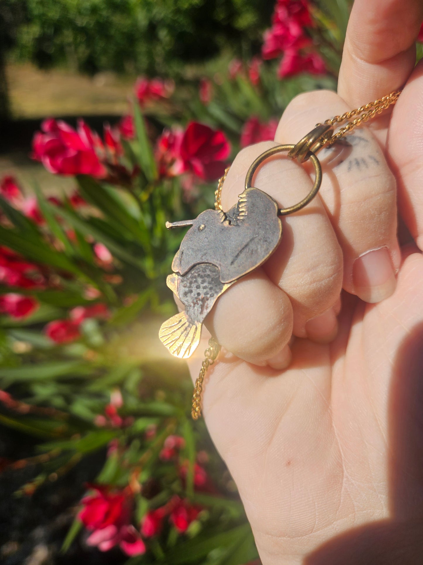 Pendentif « Lueur des Abysses »