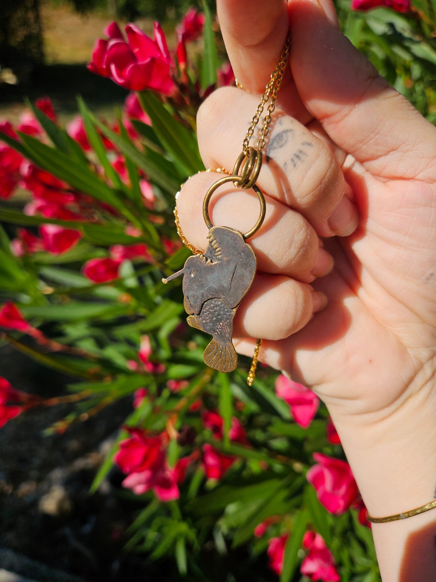 Pendentif « Lueur des Abysses »