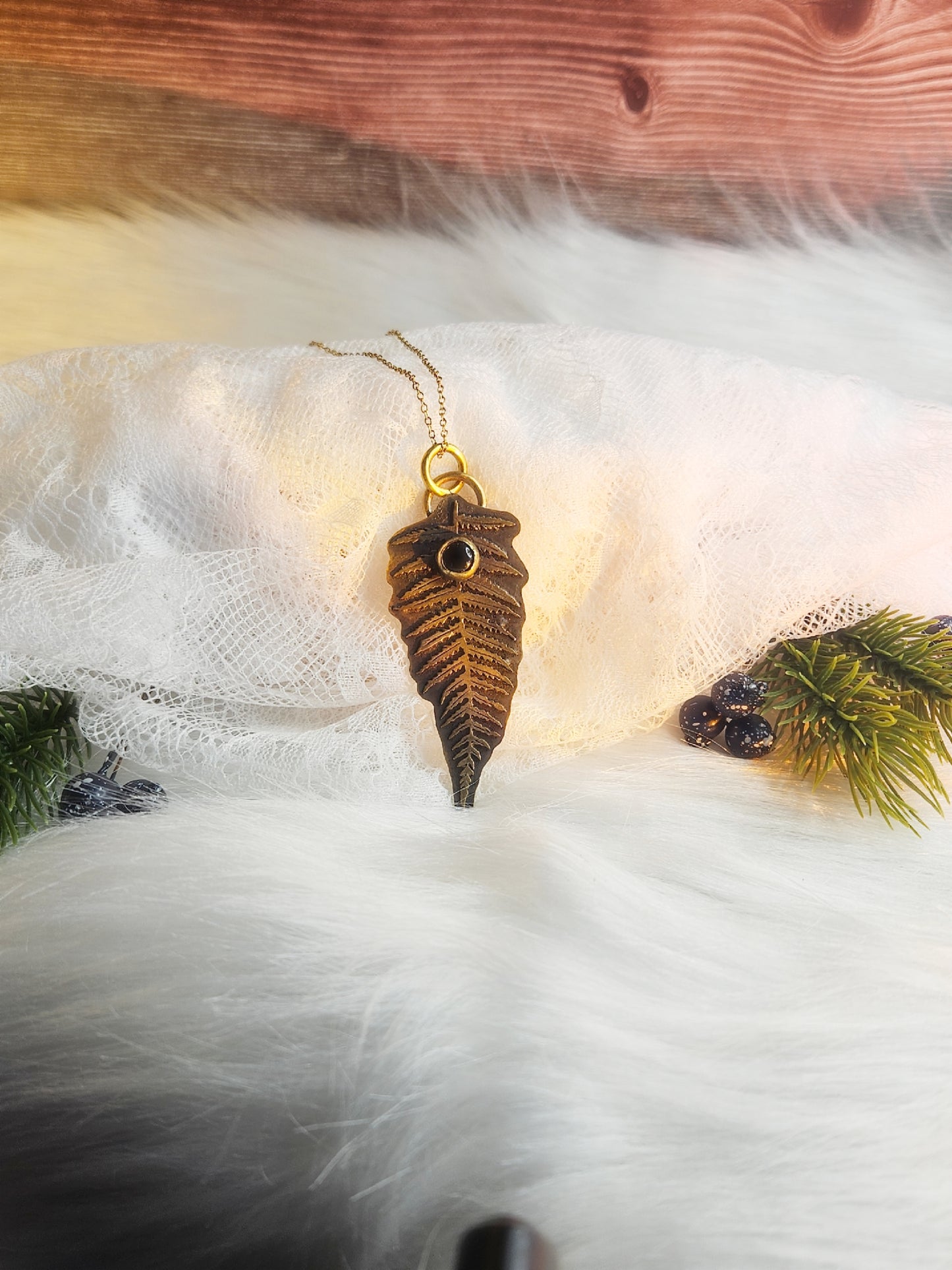 Pendentif « Gardienne des Sous-Bois »