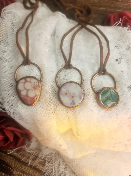 Pendentifs émaillés – cuivre électroformé