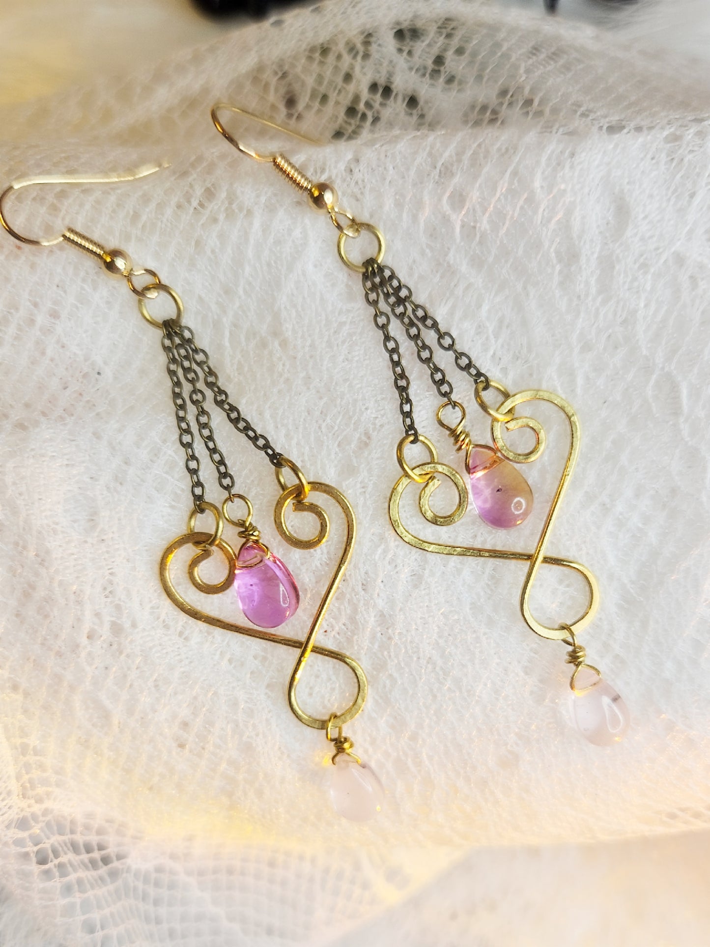 Boucles d’oreilles “Cœurs d’Aube”